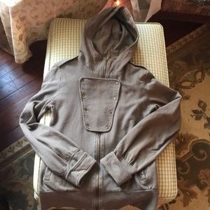 Mike and Chris hoodie w epaulettes